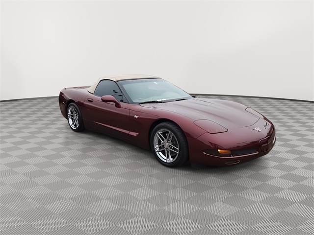 2003 Chevrolet Corvette Base photo 2