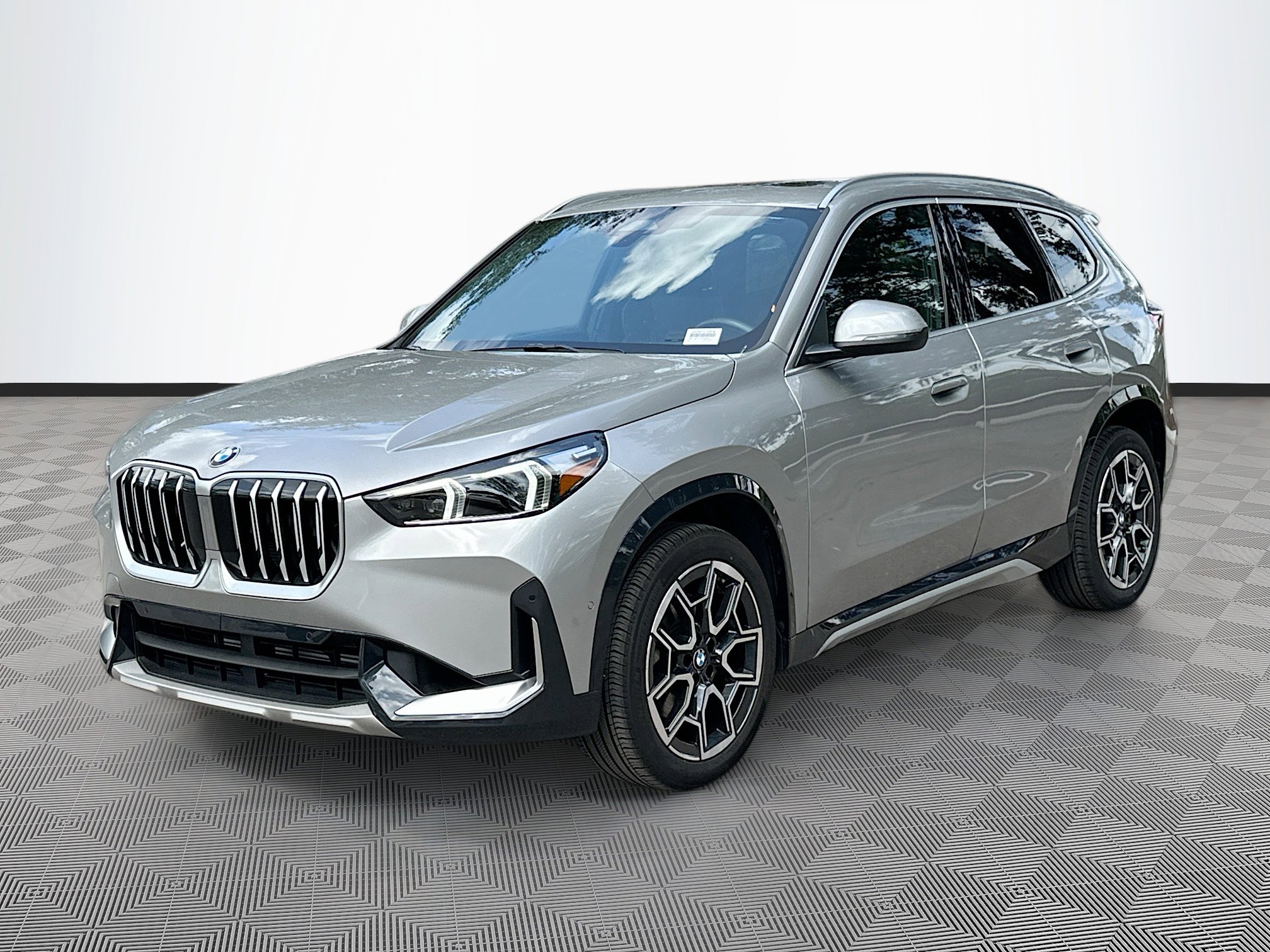 2025 Bmw X1 XDrive28i photo 3