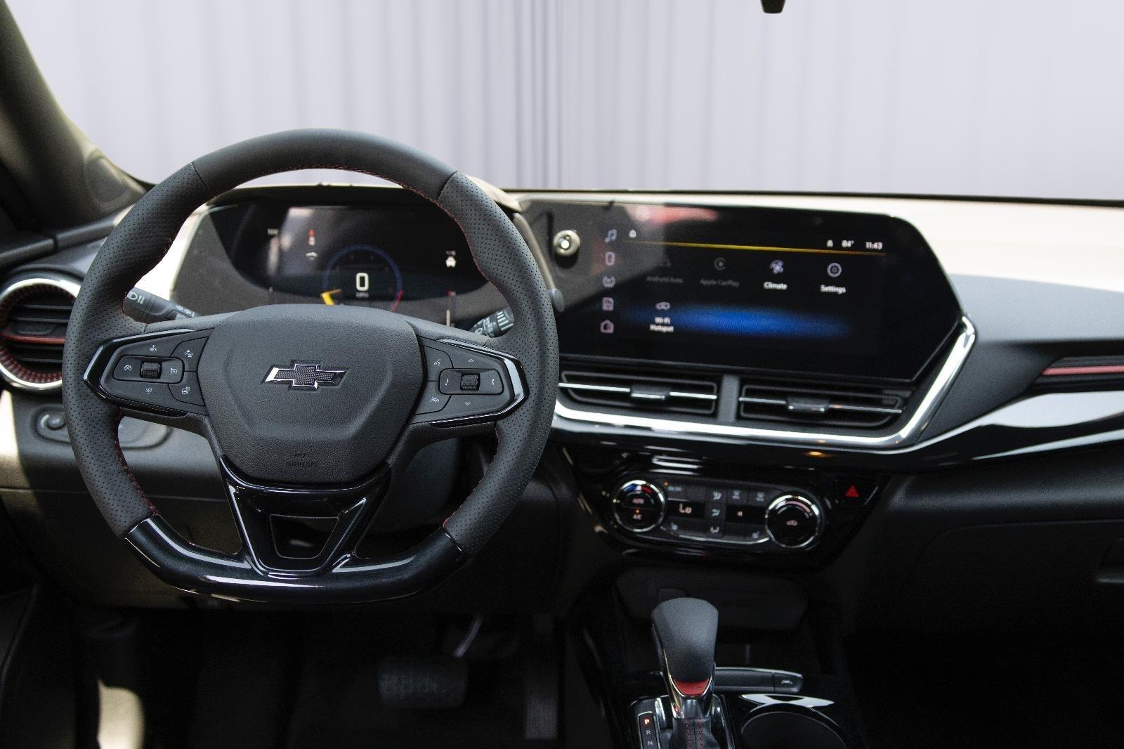 2025 Chevrolet Trax photo 12