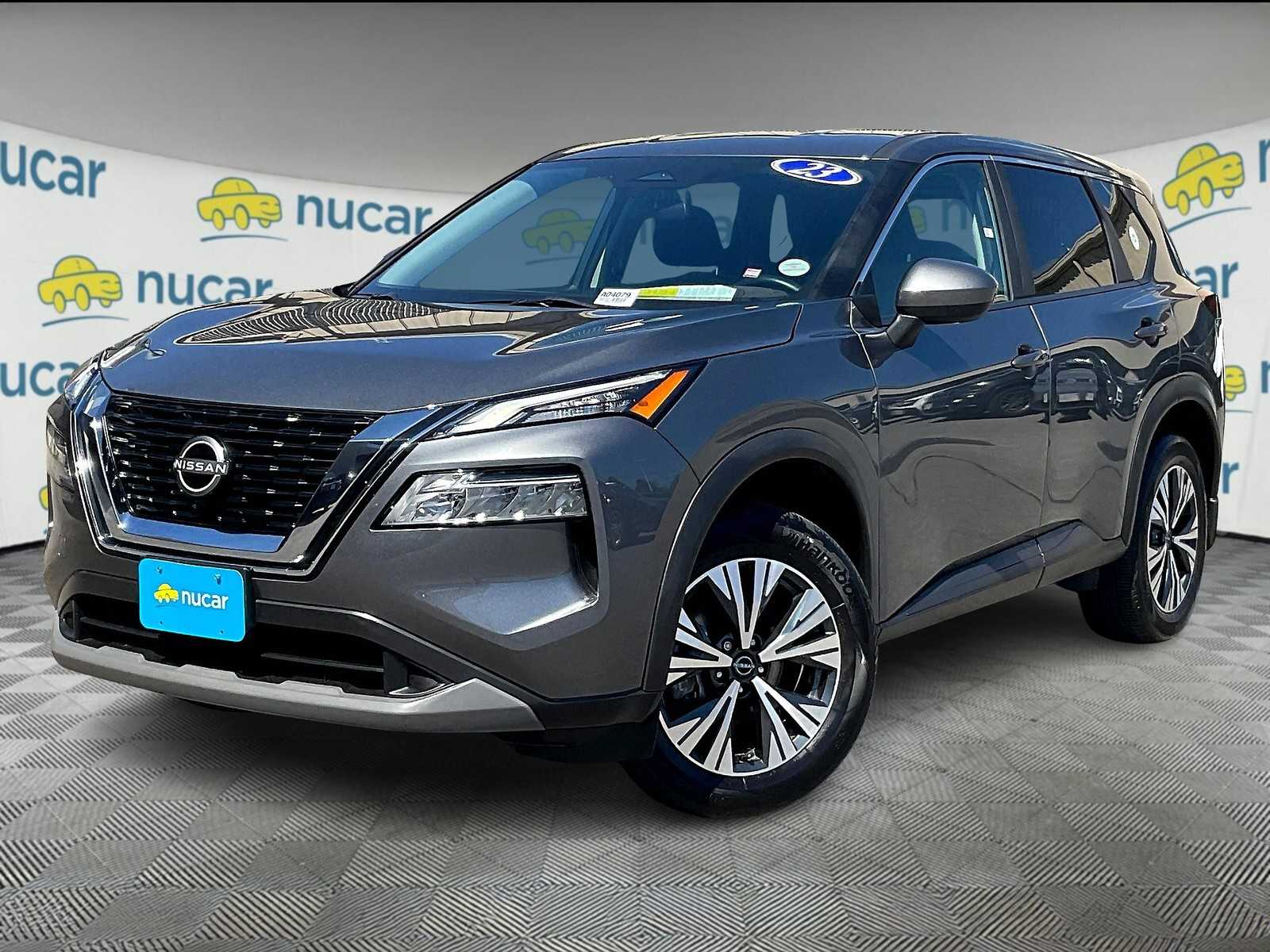 2023 Nissan Rogue SV photo 3