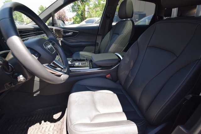 2025 Audi Q7 45 Premium photo 5