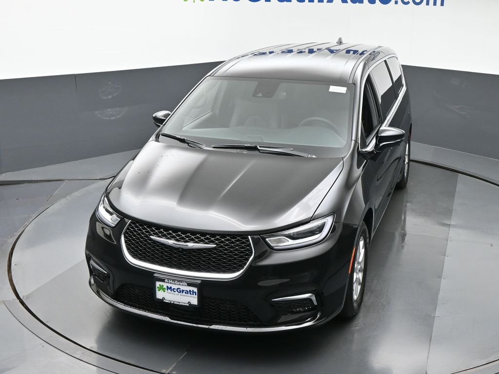2026 Chrysler Pacifica photo 31