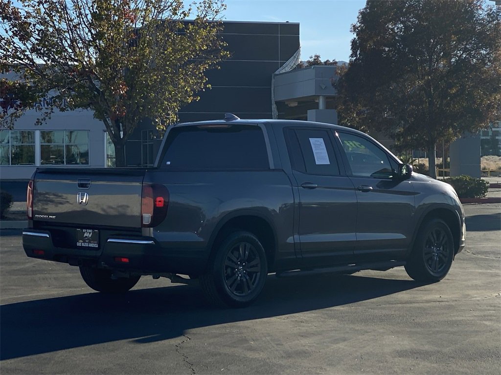 2020 Honda Ridgeline Sport photo 4