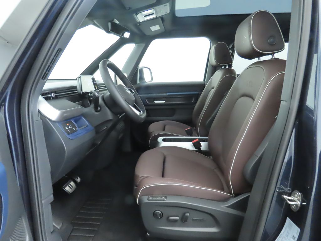 2025 Volkswagen ID. Buzz Pro Plus photo 20