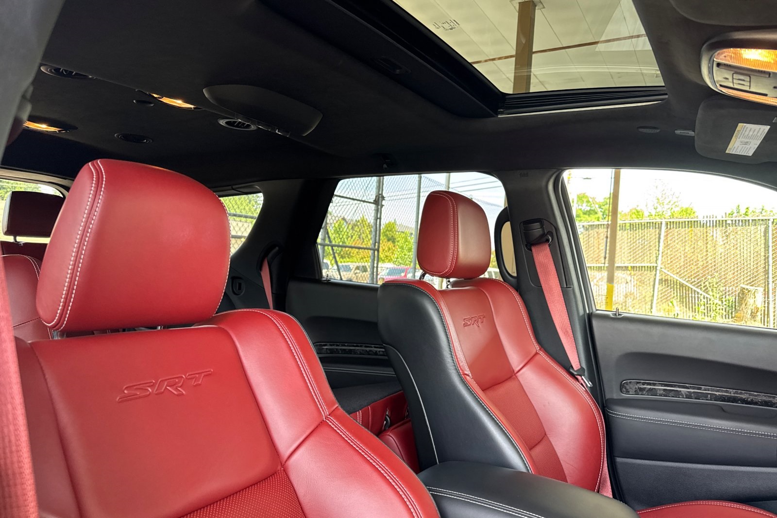 2024 Dodge Durango SRT 392 Premium photo 17