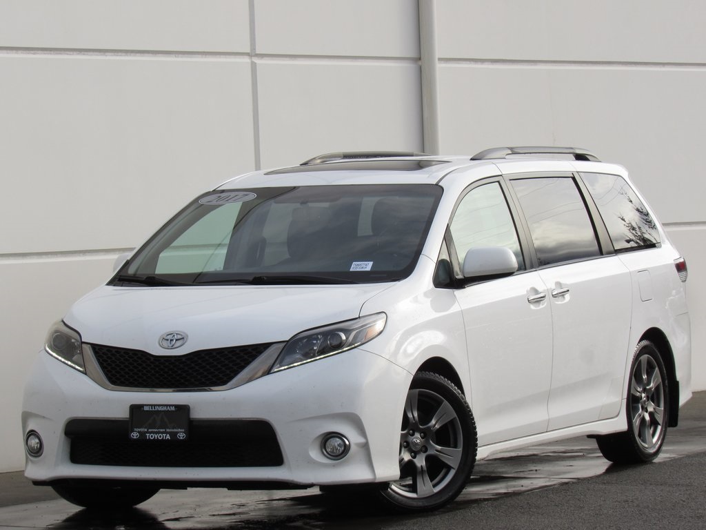 2017 Toyota Sienna SE V6