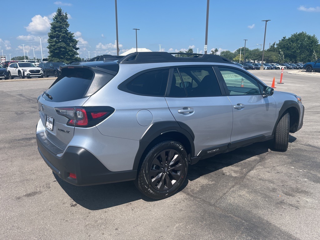 2025 Subaru Outback Onyx Edition photo 3