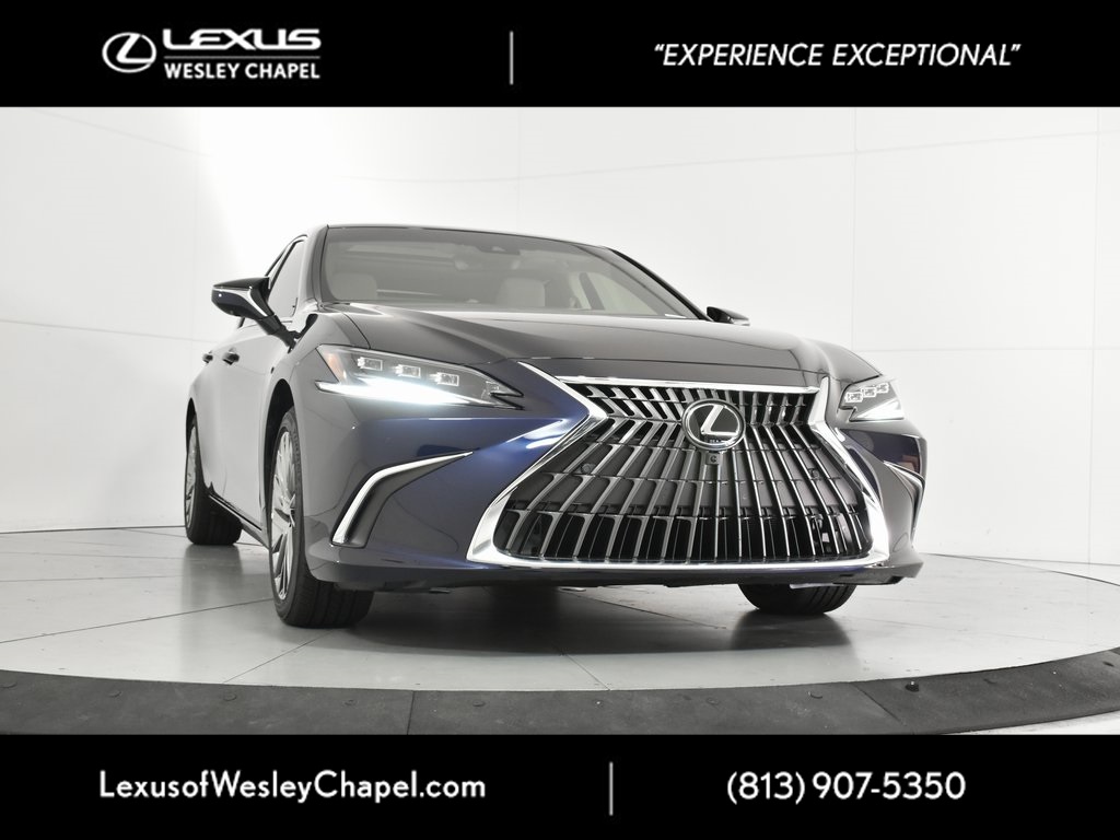 2025 Lexus ES 350 Ultra Luxury's photo