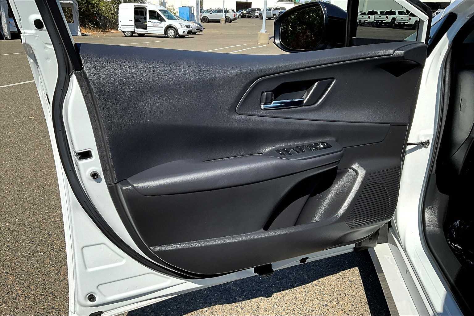 2023 Toyota Prius Prime XSE photo 19