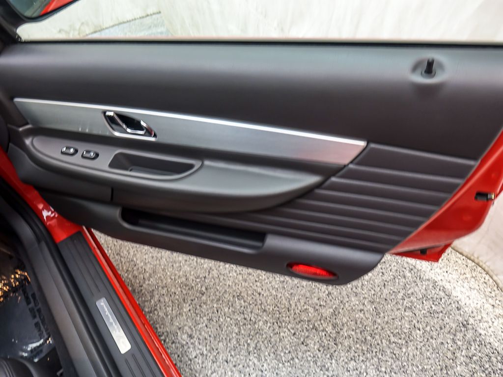 2002 FORD THUNDERBIRD - Image 19