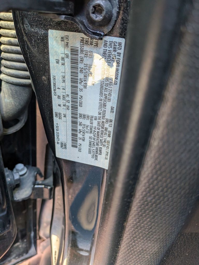 2014 Ford Focus SE photo 4