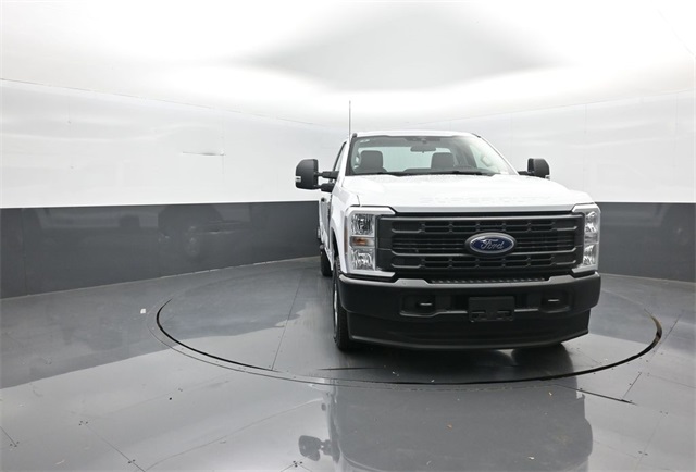2026 Ford F-250 XL photo 2