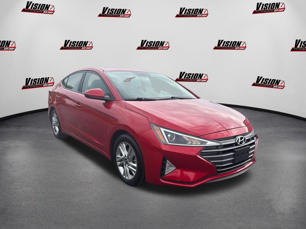 2020 Hyundai Elantra Value Edition photo 3