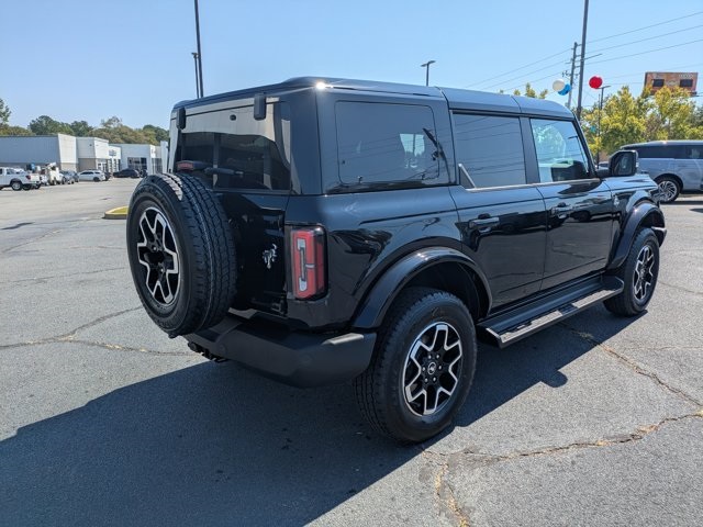 2025 Ford Bronco Outer Banks photo 3