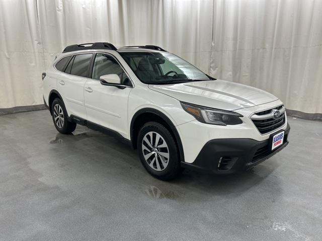 2022 Subaru Outback Premium's photo