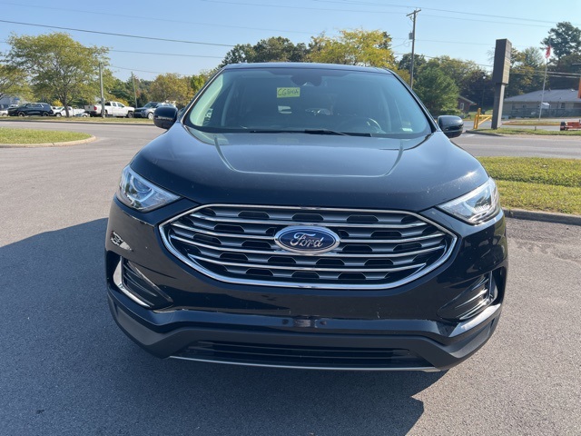 2022 Ford Edge SEL photo 8