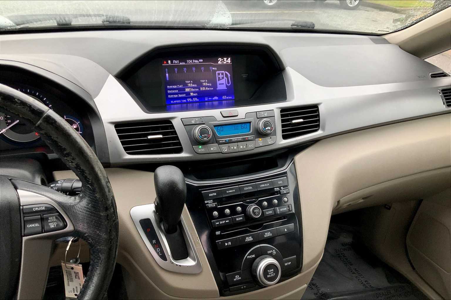 2013 Honda Odyssey EX-L photo 4