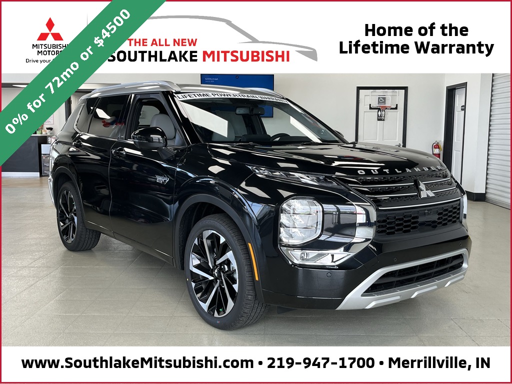 2025 Mitsubishi Outlander SE's photo