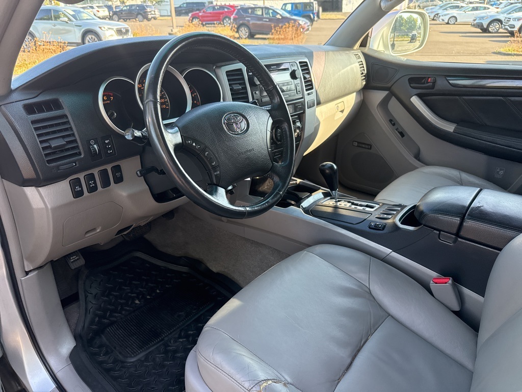 2007 Toyota 4Runner Limited V8 photo 15