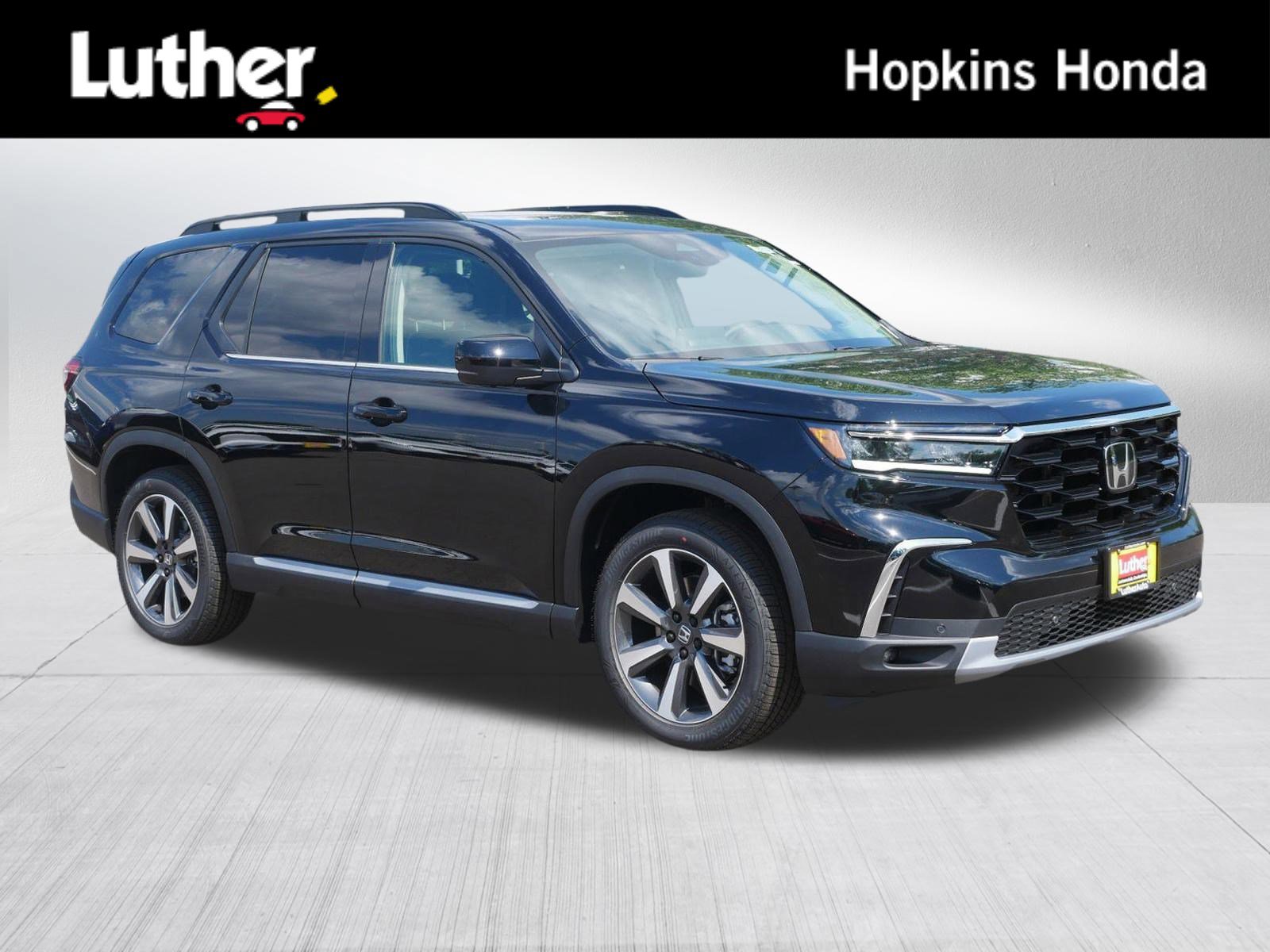 2025 Honda Pilot Elite's photo