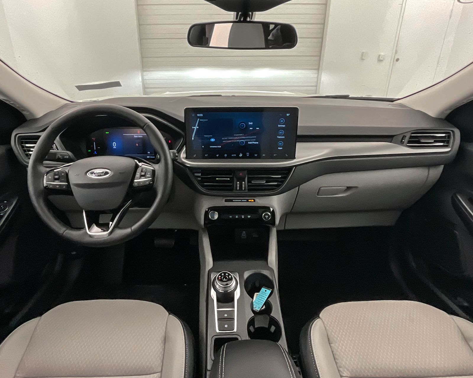 2025 Ford Escape Plug-In Hybrid Sport photo 12