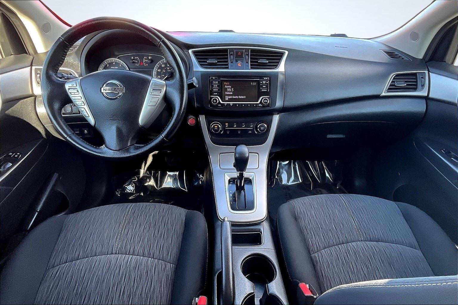 2015 Nissan Sentra SV photo 14