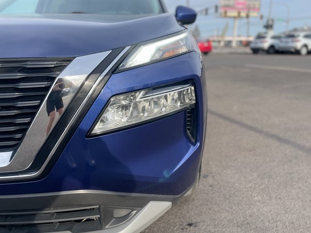 2023 Nissan Rogue SV photo 7