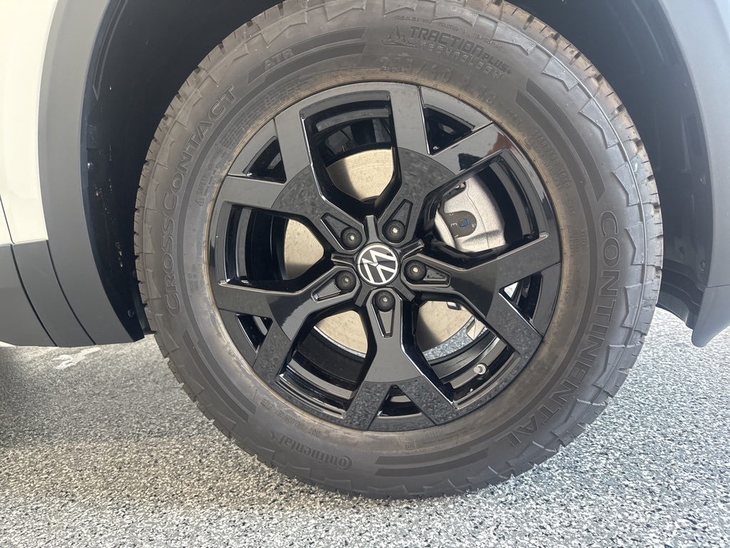 2026 Volkswagen Atlas Peak Edition SE photo 6