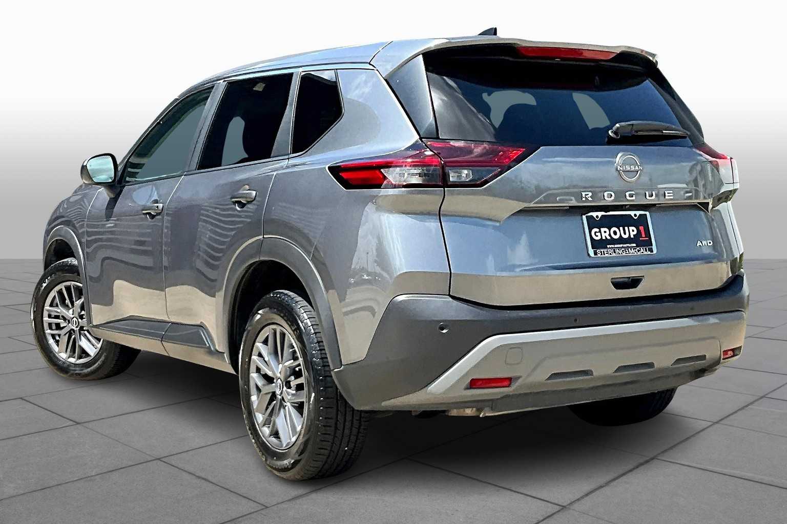 2023 Nissan Rogue S photo 7