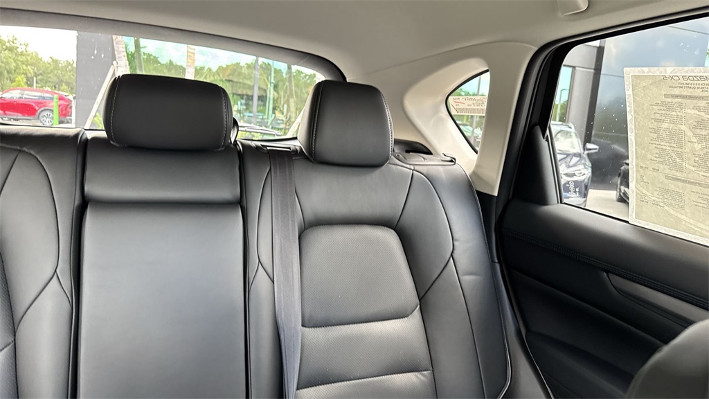 2025 Mazda CX-5 2.5 Select photo 19