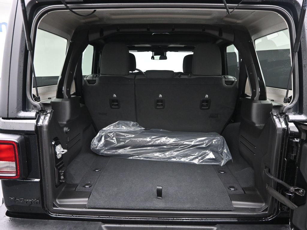 2025 Jeep Wrangler Sport S photo 8