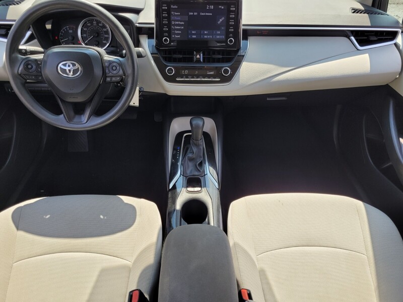 2021 Toyota Corolla LE photo 11