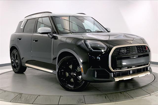 2026 MINI Countryman S's photo