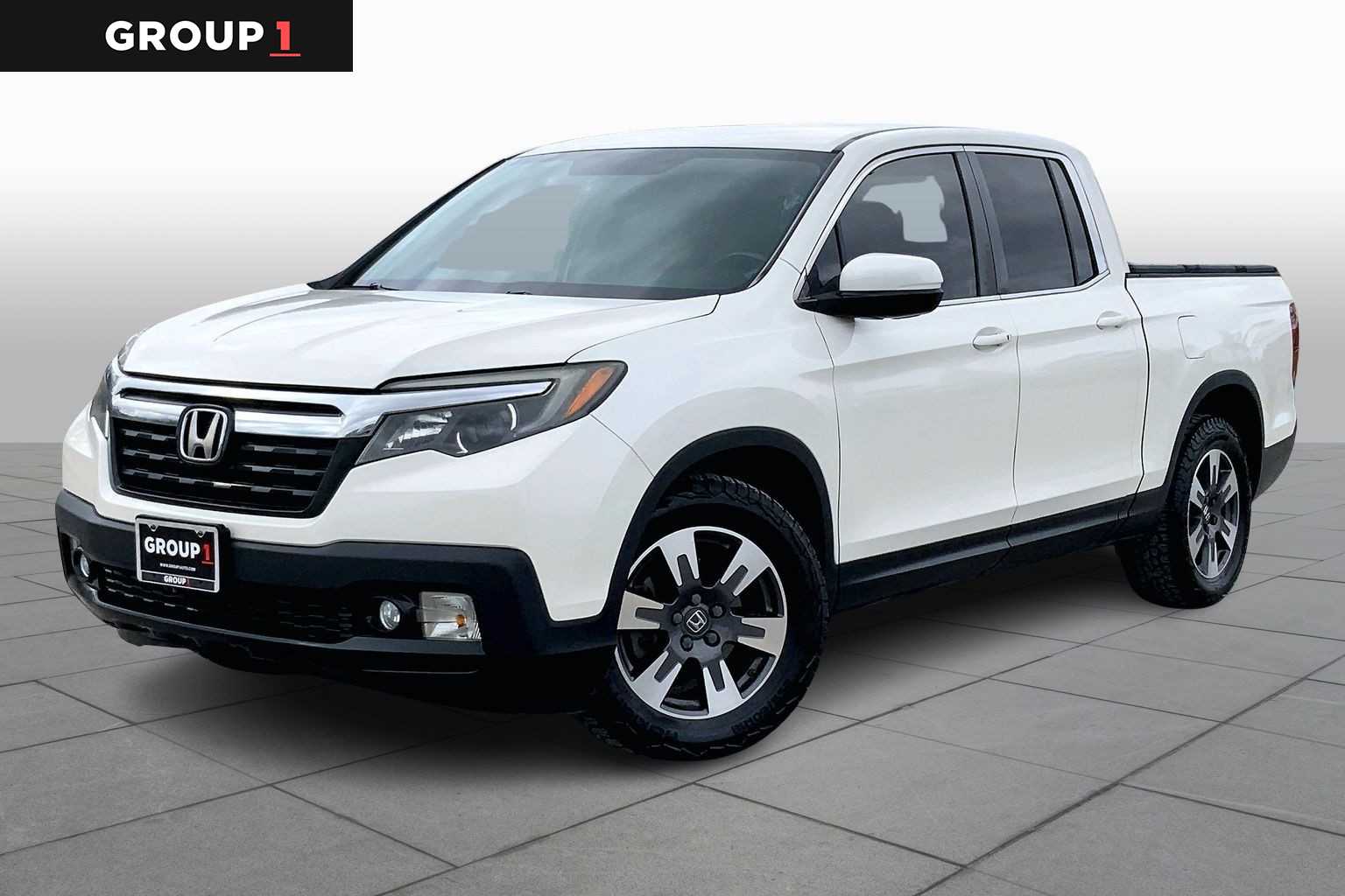 2017 Honda Ridgeline RTL's photo