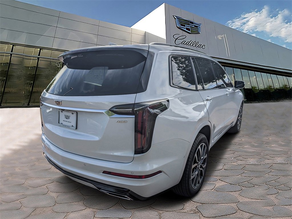 2025 Cadillac XT6 Sport photo 5