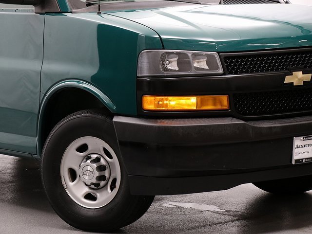 2019 Chevrolet Express Cargo 3500 photo 3