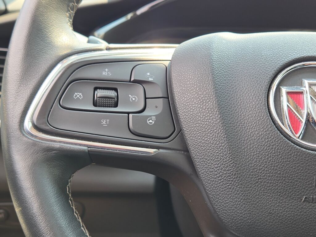 2023 Buick Envision Essence photo 32