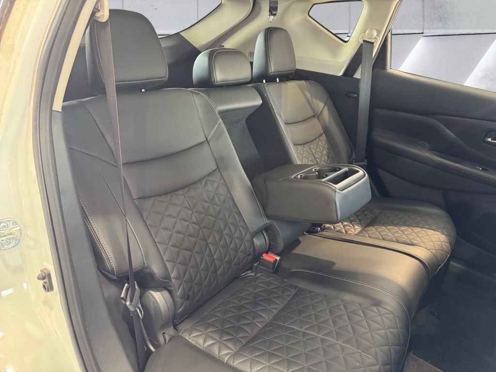 2024 Nissan Murano SV photo 16