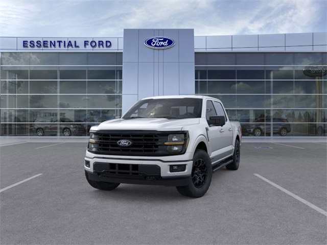 2025 Ford F-150 XLT photo 2