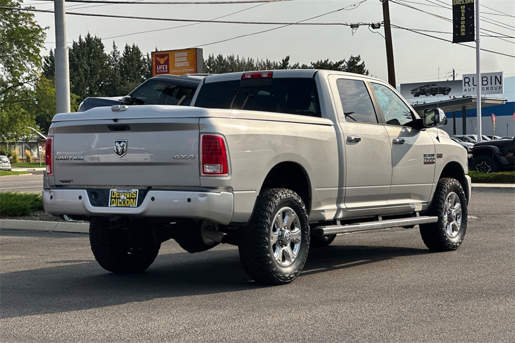 2014 Ram 3500 Laramie Longhorn photo 4