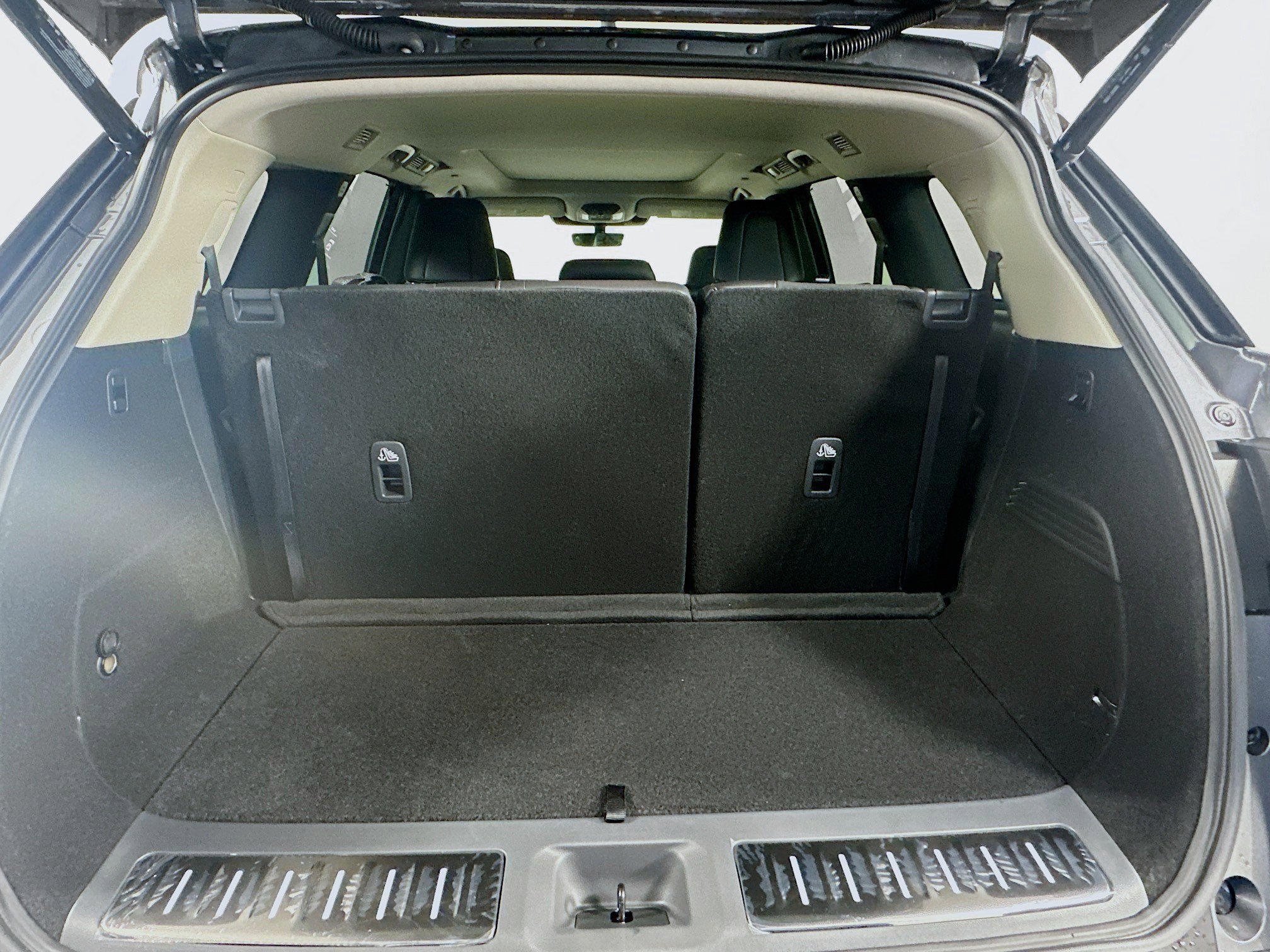 2025 Infiniti QX60 Luxe photo 18