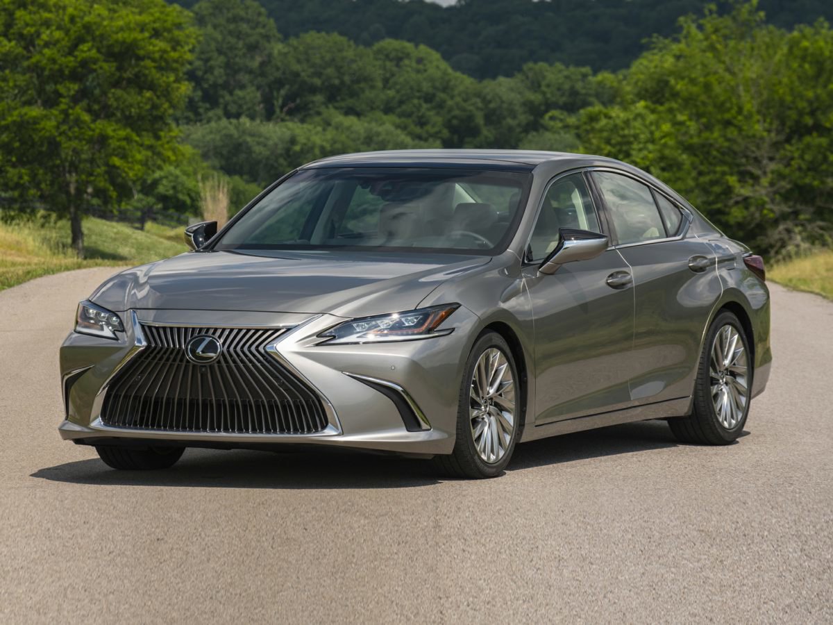 2021 Lexus ES Hybrid 300h's photo