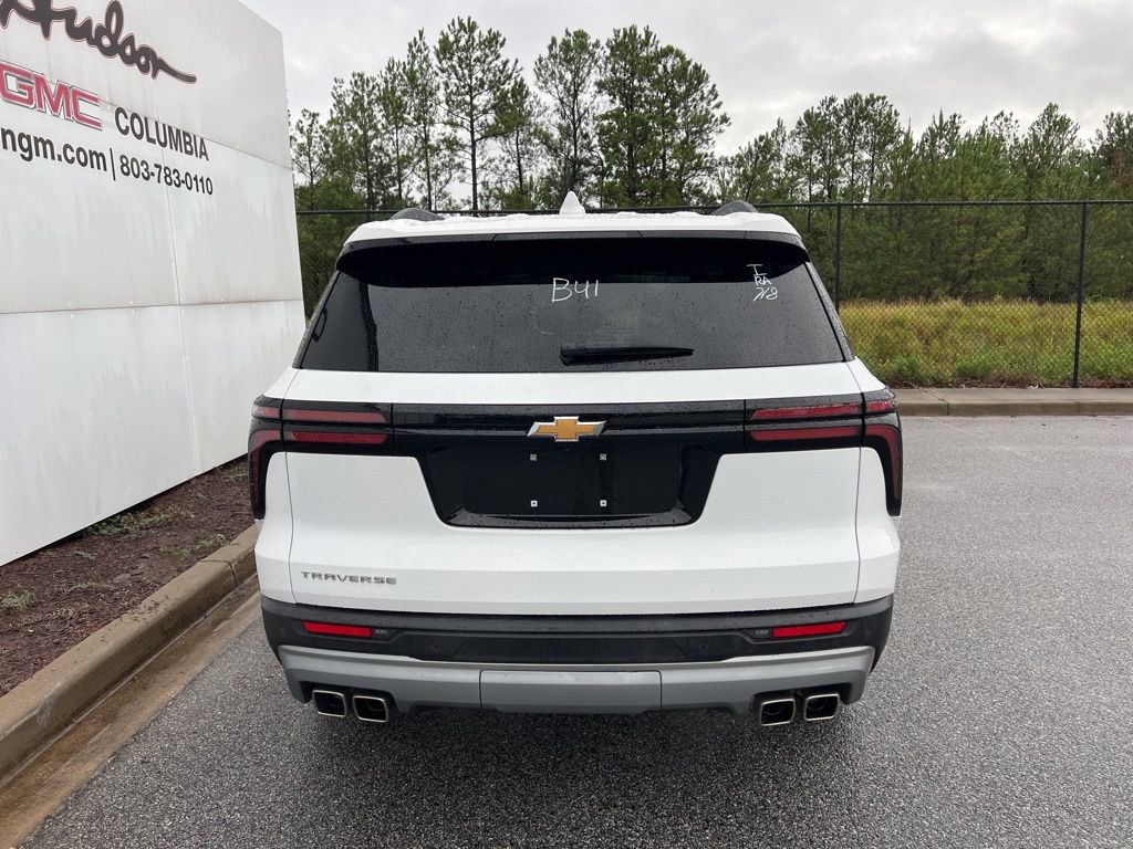 2025 Chevrolet Traverse 1LT photo 4