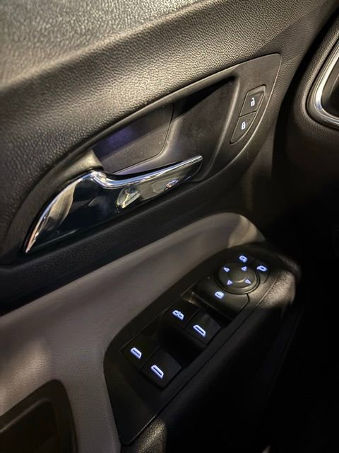 2021 Chevrolet Equinox LS photo 17