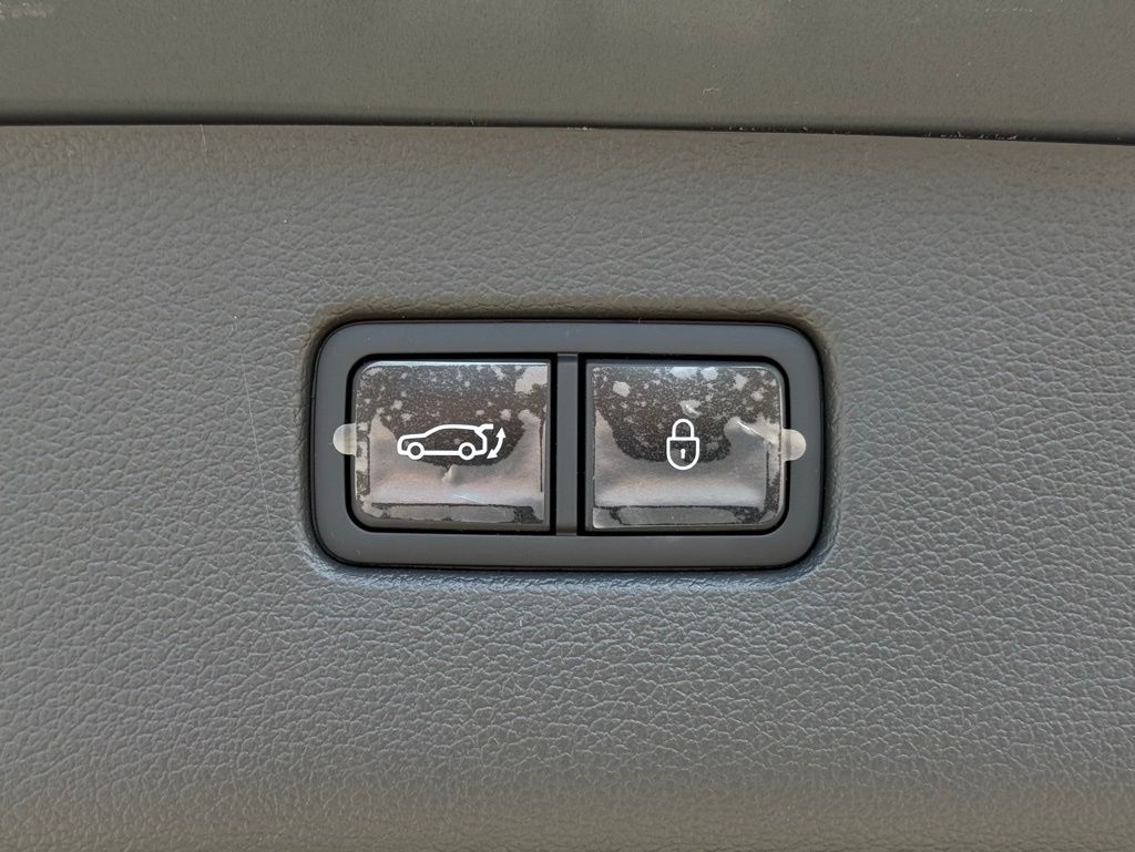 2025 Genesis GV80 3.5T Prestige photo 14