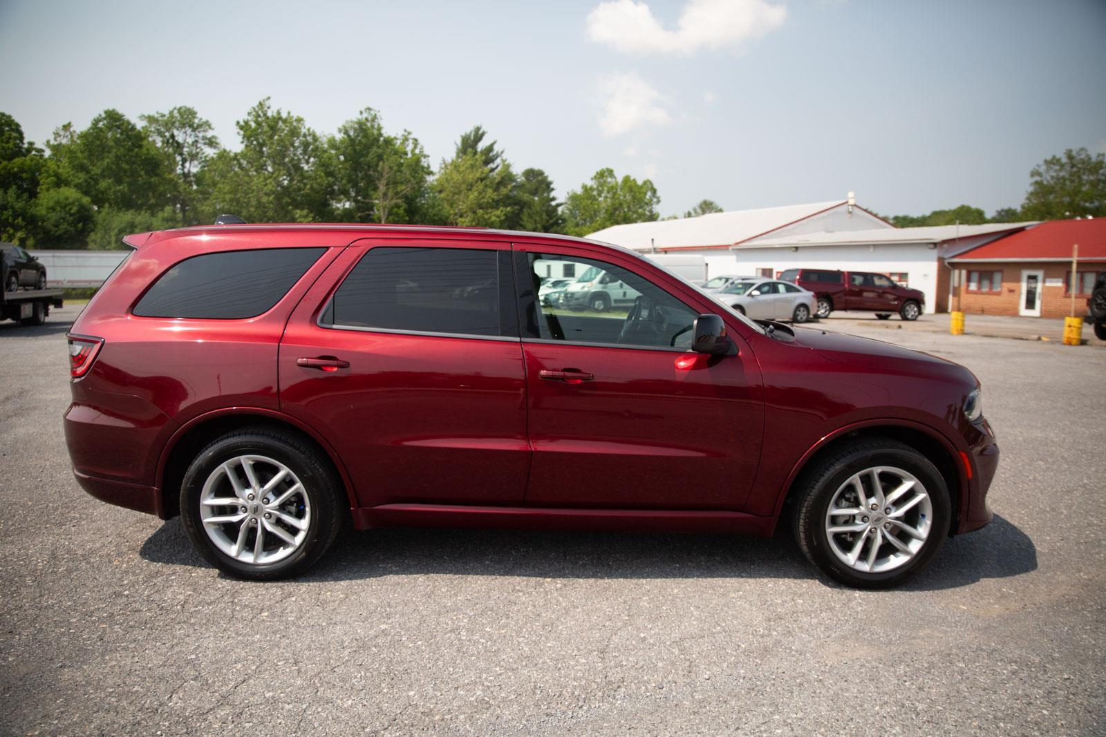 2023 Dodge Durango GT photo 2