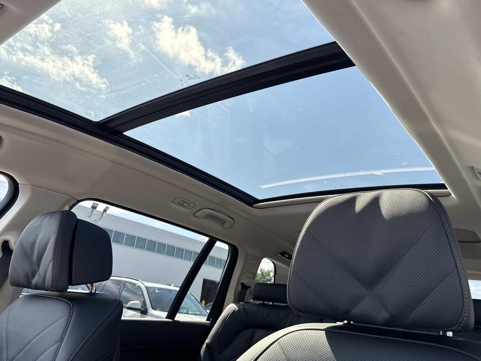 2026 Bmw X7 xDrive40i photo 3