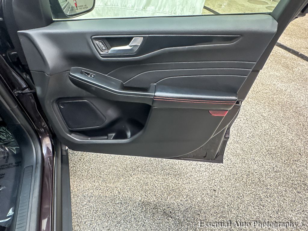 2023 FORD ESCAPE - Image 25