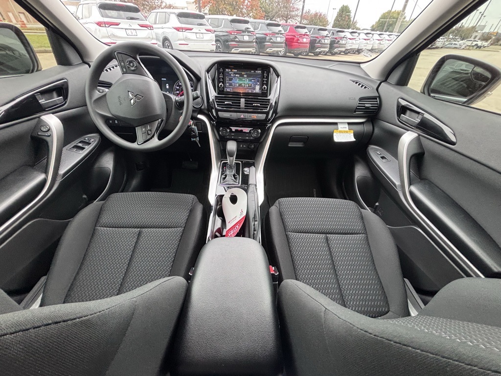 2024 Mitsubishi Eclipse Cross ES photo 22
