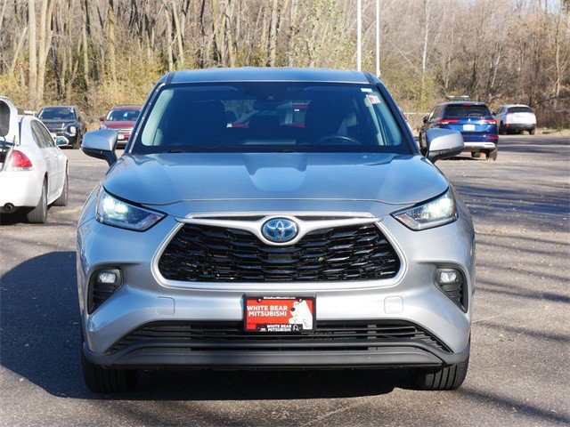 Used 2020 Toyota Highlander LE with VIN 5TDBBRCH7LS502871 for sale in White Bear Lake, Minnesota